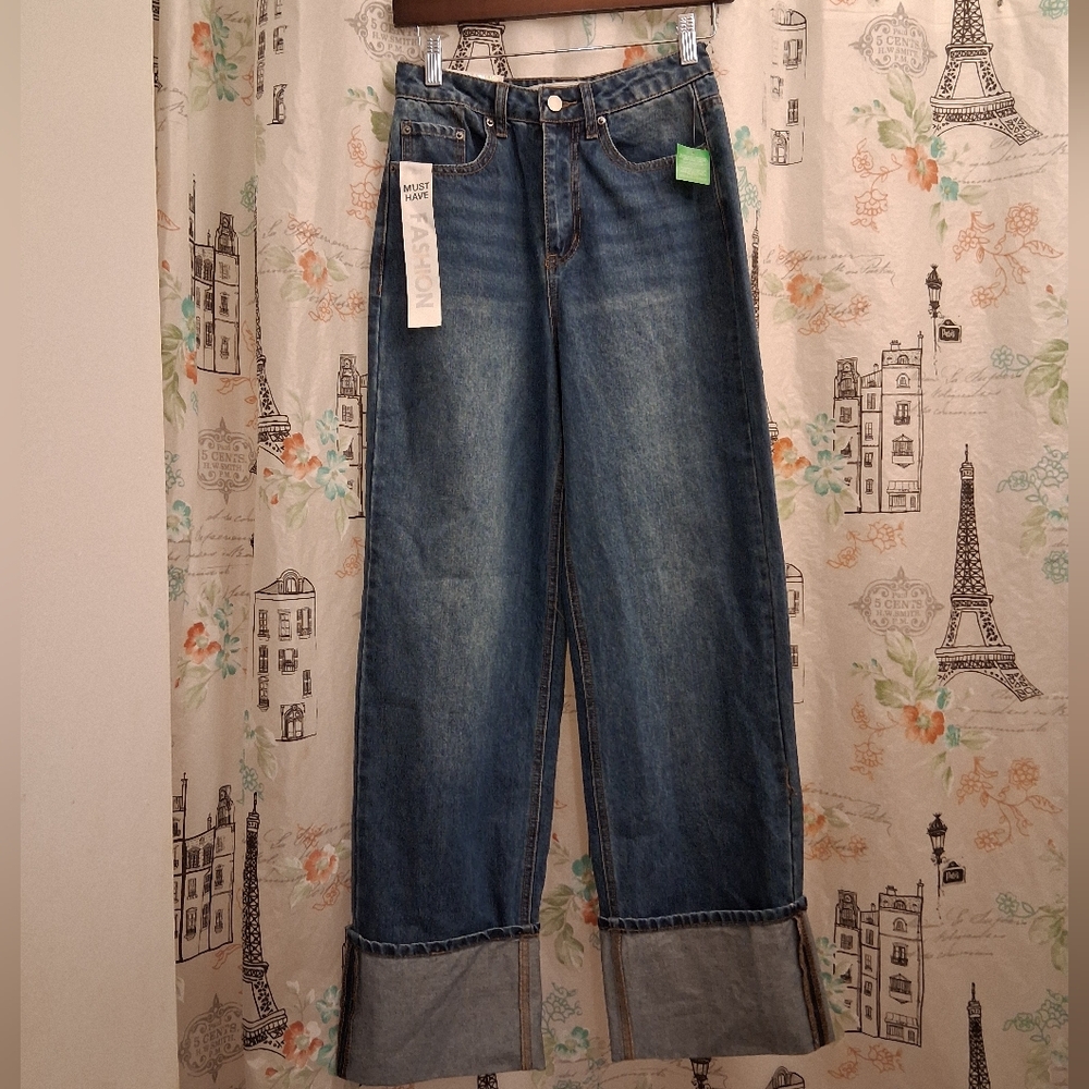 TINSELTOWN High Waist Wide Leg Wide Cuff Jeans Size 0/25 **NEW**